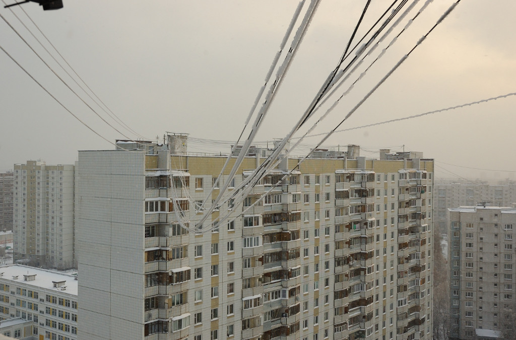 Cables in ice